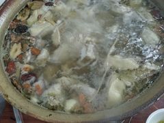 -威邵鸡煲(西华路总店)