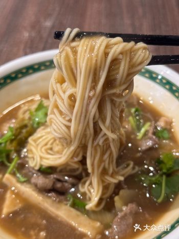 在深圳的潮汕人，一定会懂这碗牛肉捞面的含金量