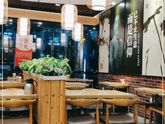 大堂-裕记烧腊连锁餐饮(国商分店)