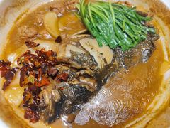 鱼头煲-南山翁新概念川菜(江宁万达广场店)