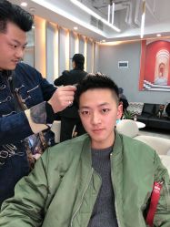 -V+SALON造型