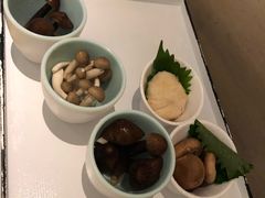 -雍和会海鲜姿造自助(湖东路店)