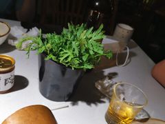 -墨居上隐·院子里火锅(峨眉店)