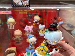 -泡泡玛特POPMART(黄岛新城吾悦店)