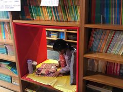 -外研书店(北京外国语大学西校区北外国际大厦店)