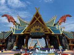 -七彩云南欢乐世界