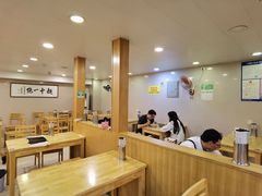 大堂-阿彬生炒牛肉面(解放路店)