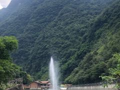 -重庆神龙峡漂流