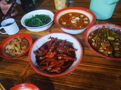 -老三样·美食研究中心(世贸路店)