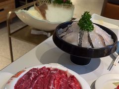 吊龙-左庭右院鲜牛肉火锅(新梅广场店)
