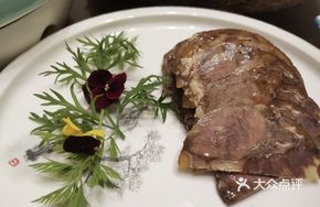 Cold-Sliced Beef Shank
