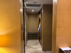 -天津梅江中心皇冠假日酒店