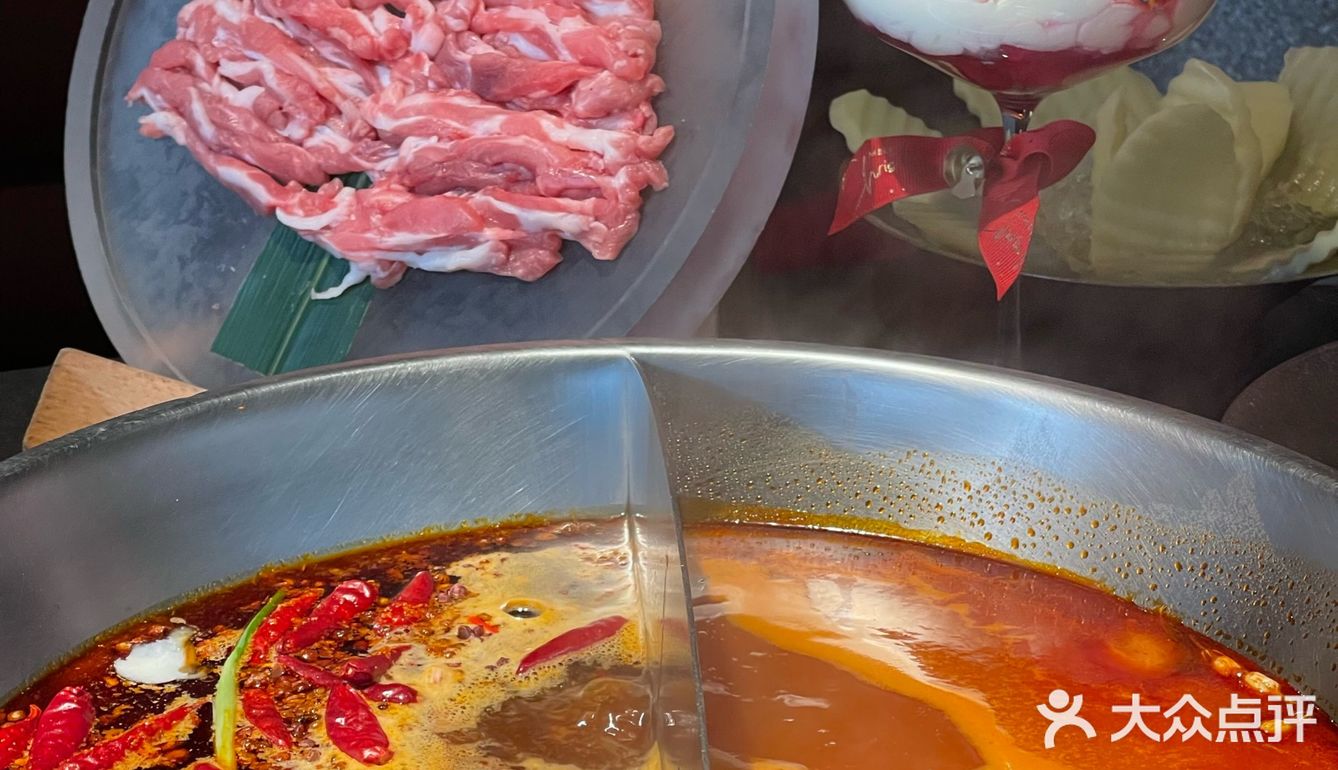 北京三里屯🥳浓度最高的圣诞餐厅🎄就是TA🥰‼️