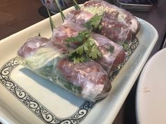 -大头虾越式风味餐厅(光明广场店)