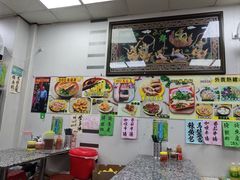 -002鱼汤粉(龍園店)