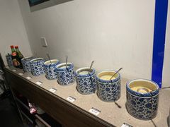 -尚尚仙·酸汤猪手·猪肚鸡火锅(华联万柳购物中心店)