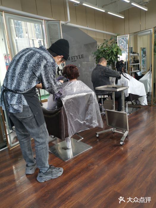 JM STYLE造型明星.网红(万达店)图片