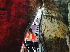 -泰安地下龙宫景区
