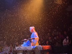 -瑞虹新天地月亮湾