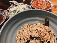 葱油拌面-老外婆本帮面(塔城路店)