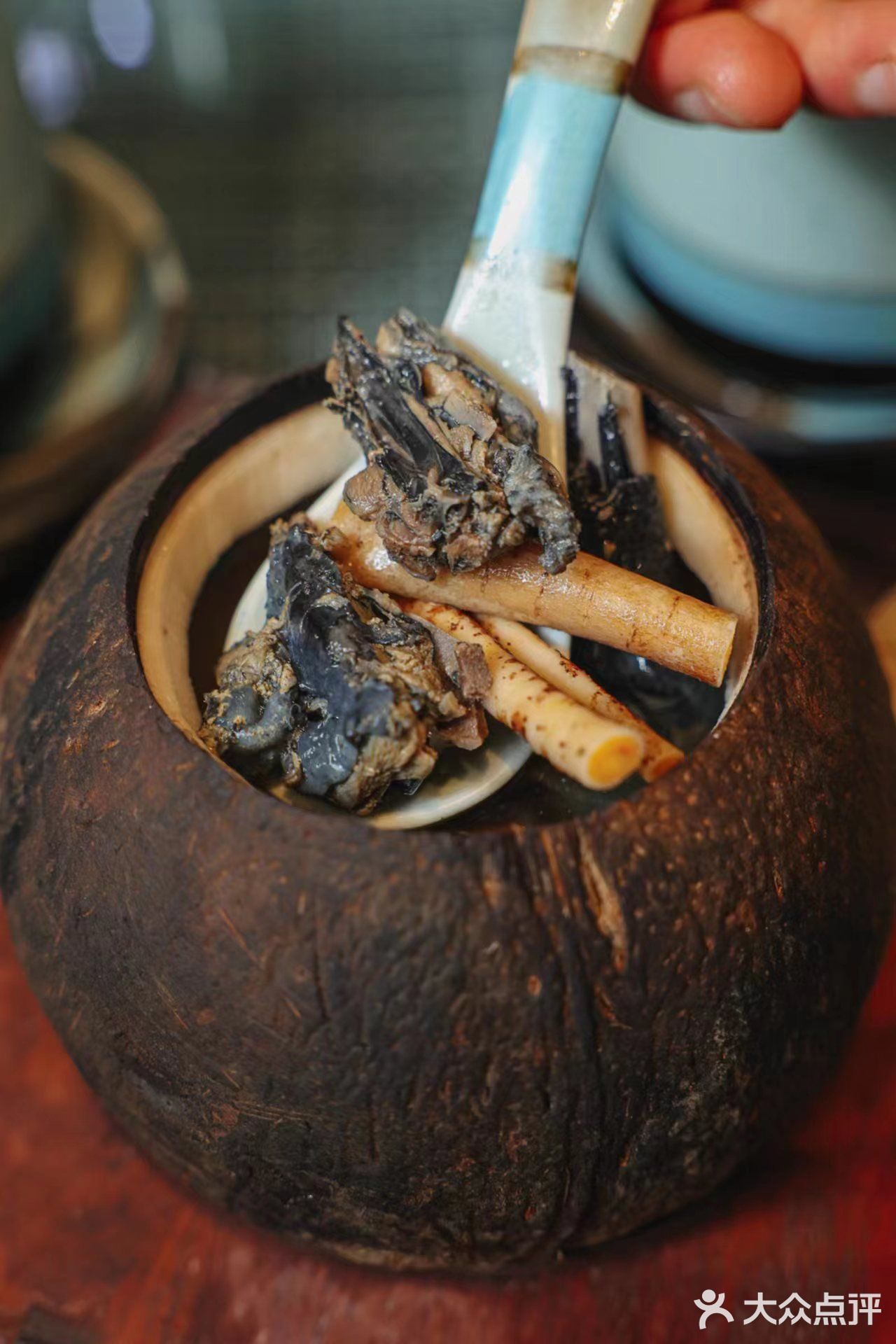 快来喝暖胃滋补的炖汤吧