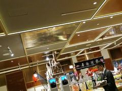 -大中华希尔顿酒店-念自助餐·嗨啤·小龙虾