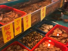 -鲜入围煮花胶鸡海鲜火锅