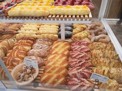 -焙丽拾光(麦凯乐直营店)