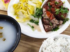 -威记烧嘢·南宁烧烤·超级生牛(绿地店)
