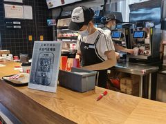 -肯德基(虹桥高铁店)