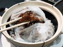 盐焗乳鸽-飞尝蚝·顺德菜·鱼生(顺德总店)
