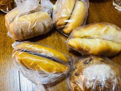 -沁屋面包店(人民东路店)