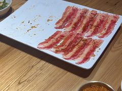 -青瓦餐厅·生鱼片·韩园烤肉(西塔店)