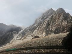 -硗碛藏寨·神木垒景区