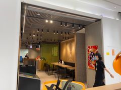 -麦当劳(徐汇漕溪北路百脑汇店)