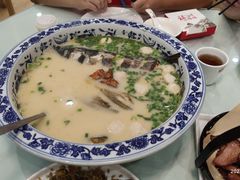 至尊鱼头煲-禧福楼·十五年老店(科技城店)
