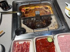 -海底捞火锅鲜切牛肉主题店(长寿路店)