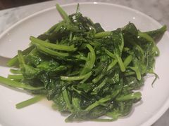 -渝信川菜 · 川味家常菜(财富购物中心店)