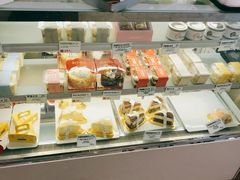 -云朵上的鱼(莘庄店)