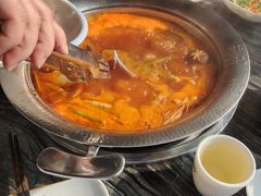 -老船舫·现做活鲜鱼馆(东郊记忆店)