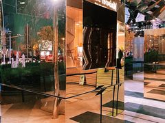 -Acne Studios(芮欧百货店)