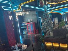 -屋有岛沉浸游戏旗舰店(中山公园店)