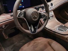 -天津波士信达奔驰4S店(卫津南路店)