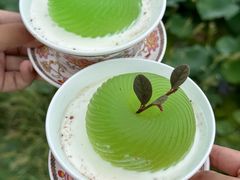 -七的湖·晚芳亭·阳澄湖农家菜·大闸蟹(莲花岛店)