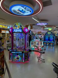 -乐多星球潮玩中心(沈阳嘉里城店)