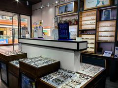 -零度眼镜·宝视友·蔡司依视路(吾悦花街店)