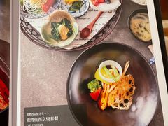 -Tsuru鹤日本料理(静安香格里拉店)