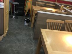 大堂-八二小区抄手(三友路店)