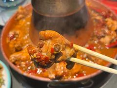 -超越炭火牛蛙火锅鸡(河东店)