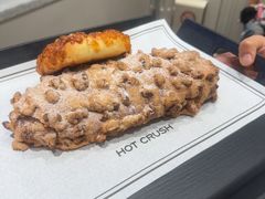 -HOT CRUSH趁热集合·现烤面包(上海环球港店)